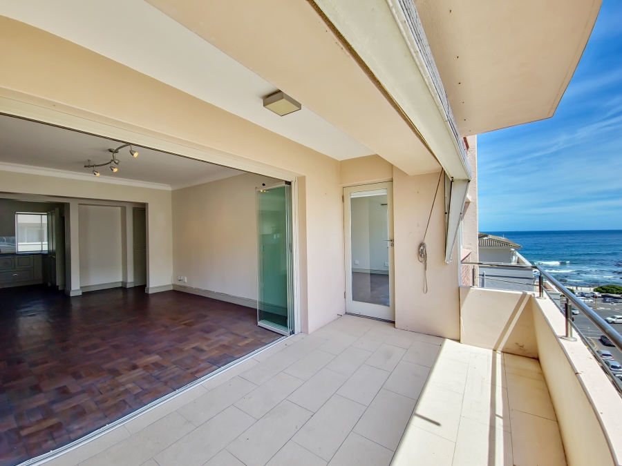 To Let 2 Bedroom Property for Rent in Sea Point Western Cape